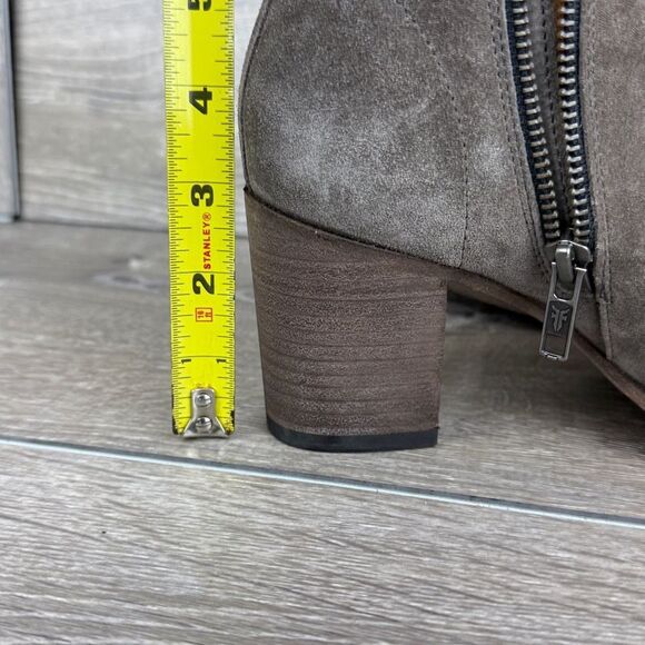 Frye Nora Women's Sz 7.5B Gray Elephant Suede Zip Heeled Ankle Boots 3479930-EPT - Picture 14 of 14